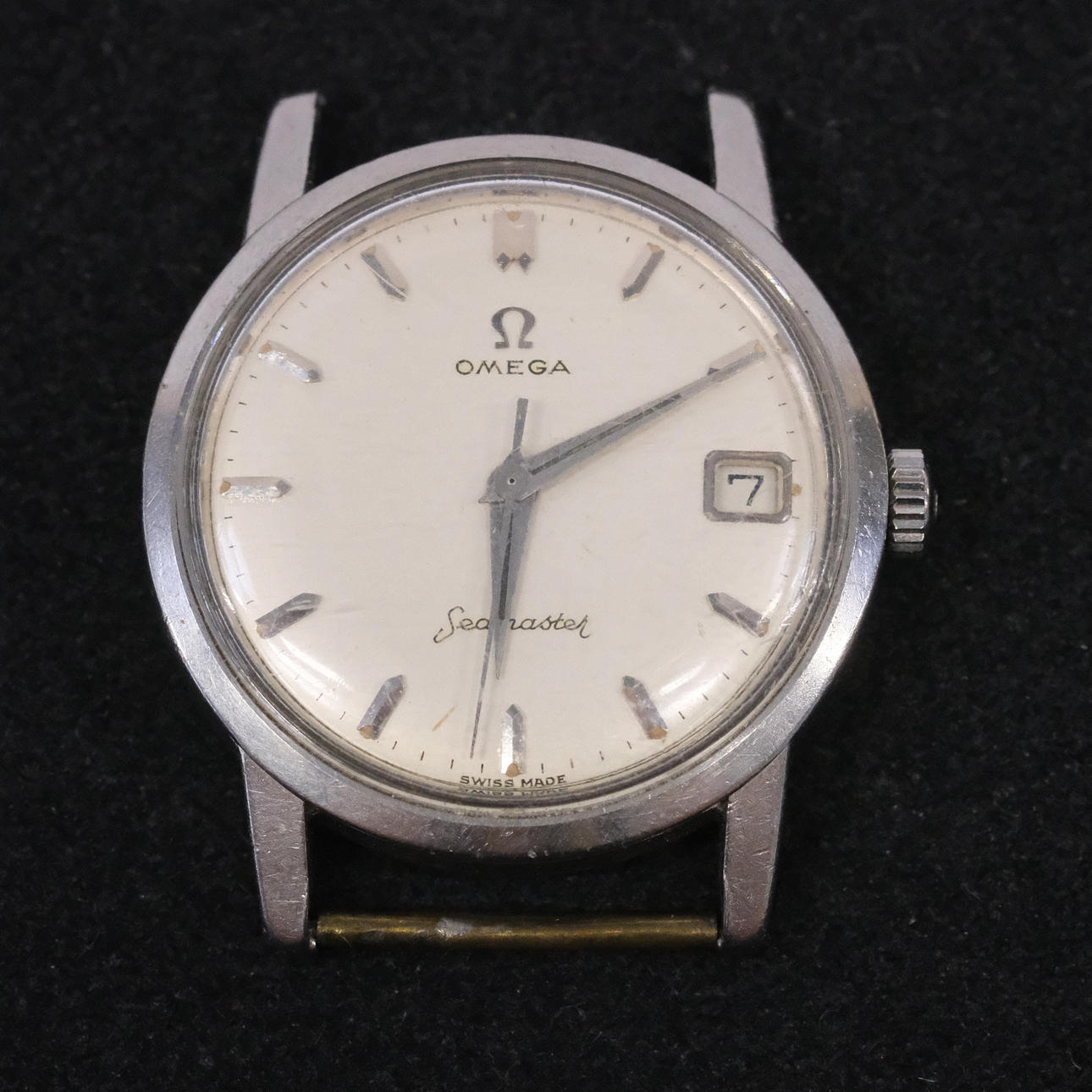 OMEGA SEAMASTER, MANUAL, AUTOMATIC, CIRCA 1960, 33MM.