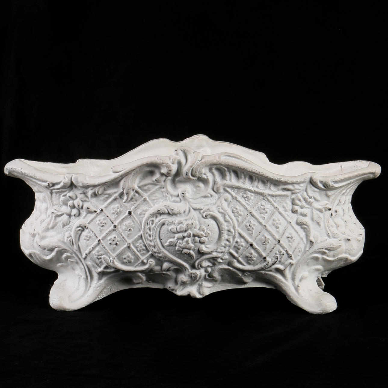 YTTERFODER, på fötter, gjutjärn, samtida.