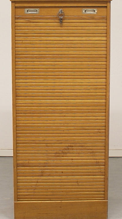 JALUSISKÅP, 1950-tal.