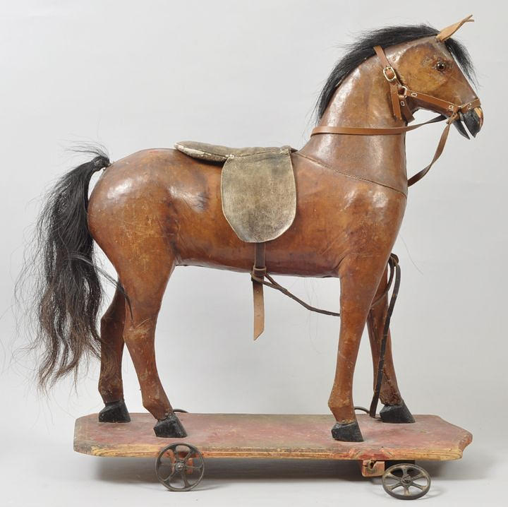 KÖRANDE HÄST, omkring 1900.