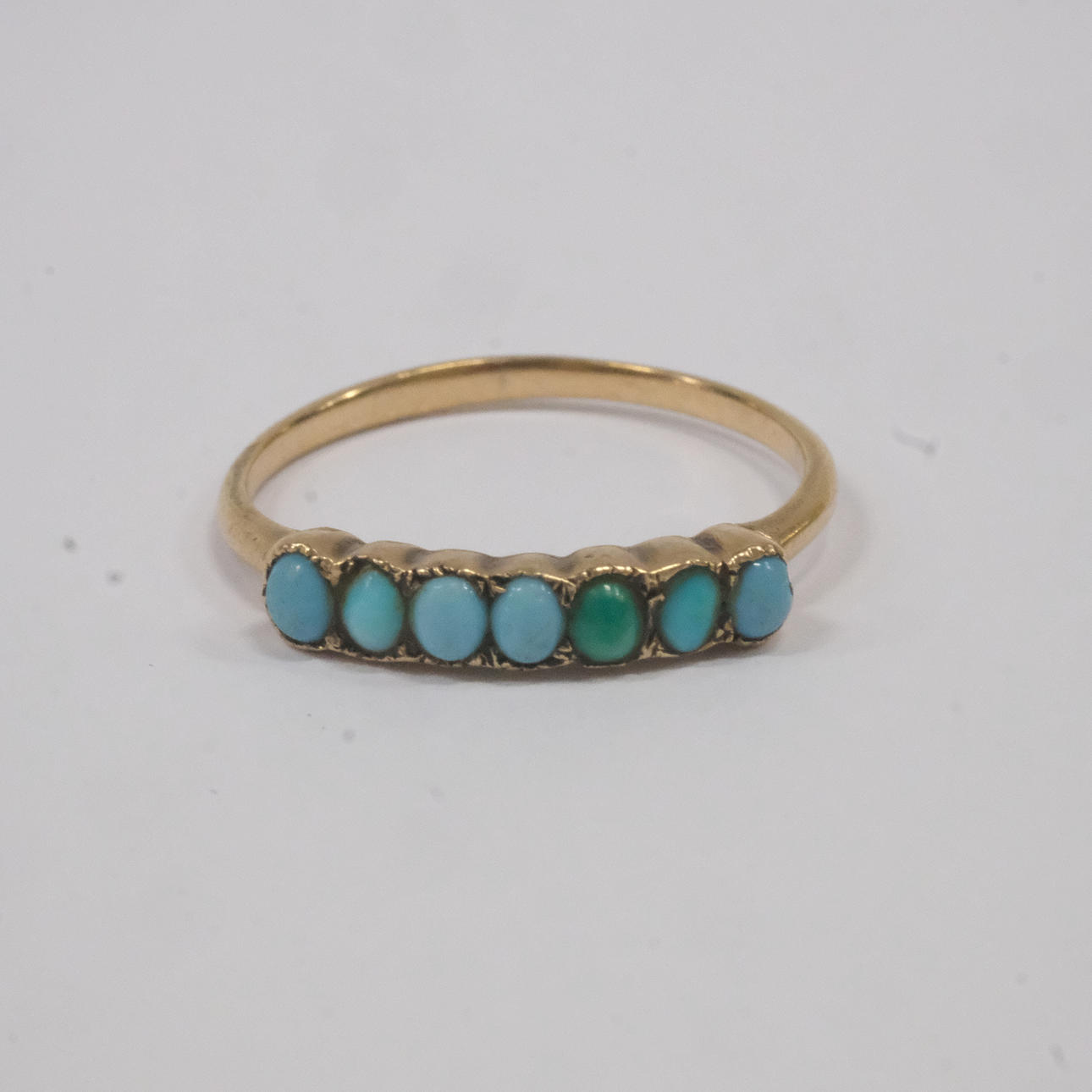 RING WITH TURQUOISES, 14K GOLD.