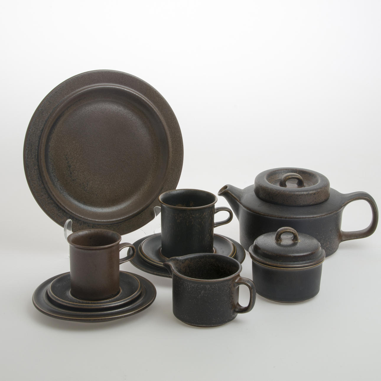 FRUKOSTSERVIS, 67 delar, "Ruska", Ulla Procopé, Arabia.