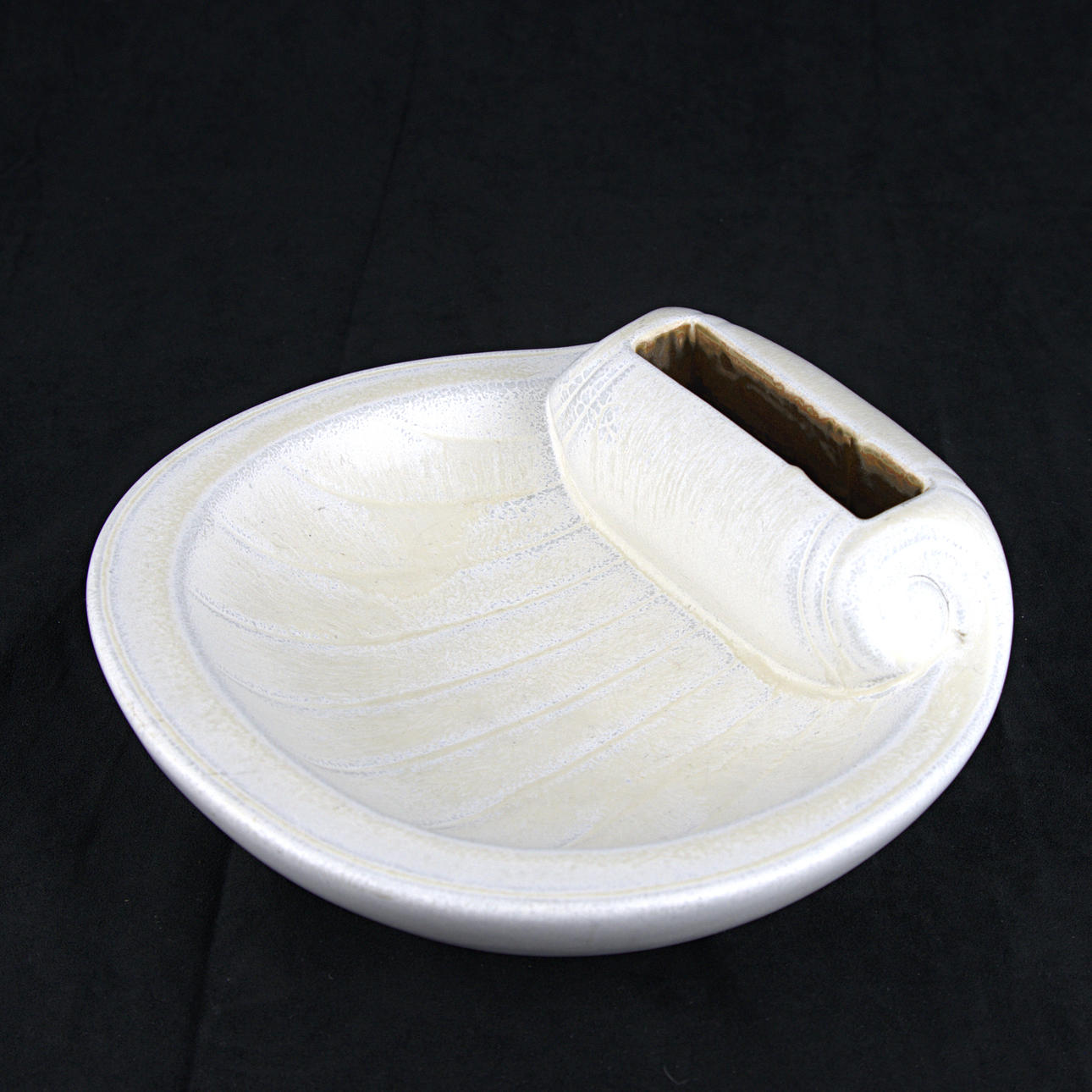 GUNNAR NYLUND. Ashtray with match holder, ceramic, signed, Rörstrand.