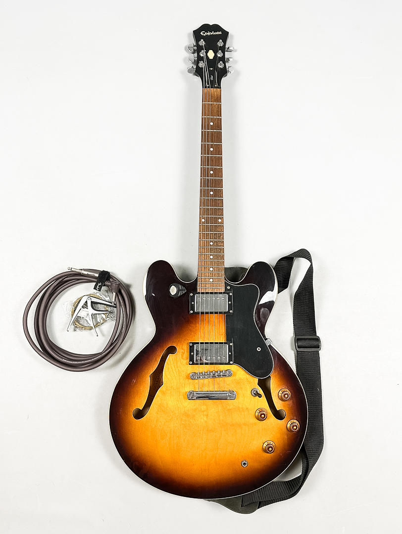 ELECTRIC GUITAR, EPIPHONE DOT VS, Semihollow, Made in China, 2004