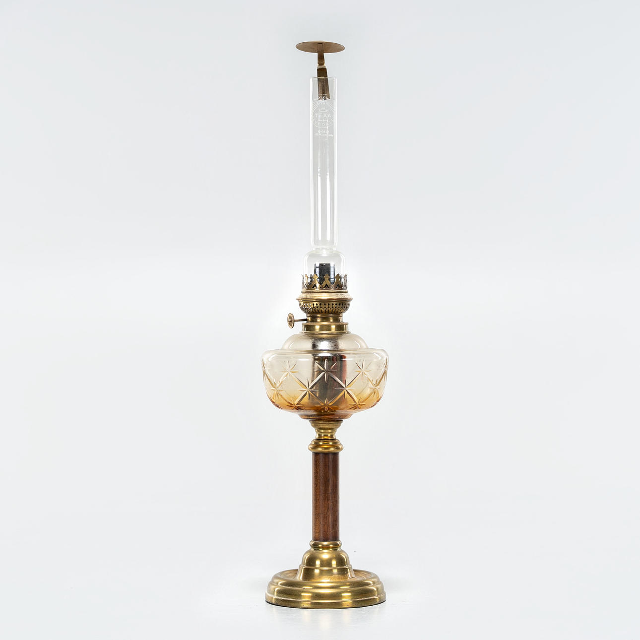 OIL LAMP, table kerosene lamp, 1800/1900s.