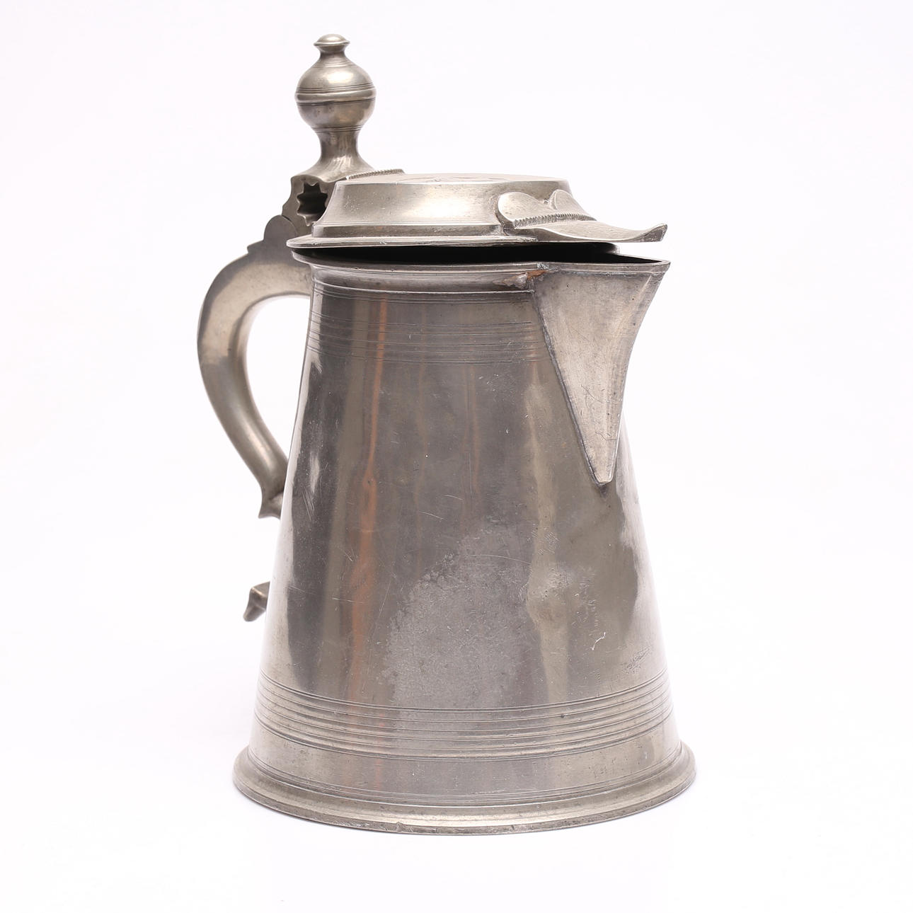 A tin jug by Gustaf Wilhelm Lindberg, Orebro, 1850.