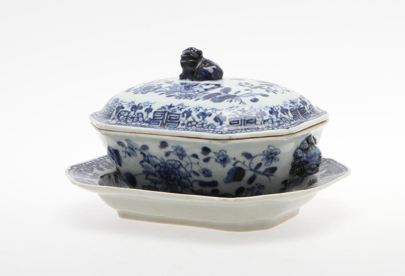 PASTEJFORM, Kina, 1700-tal.