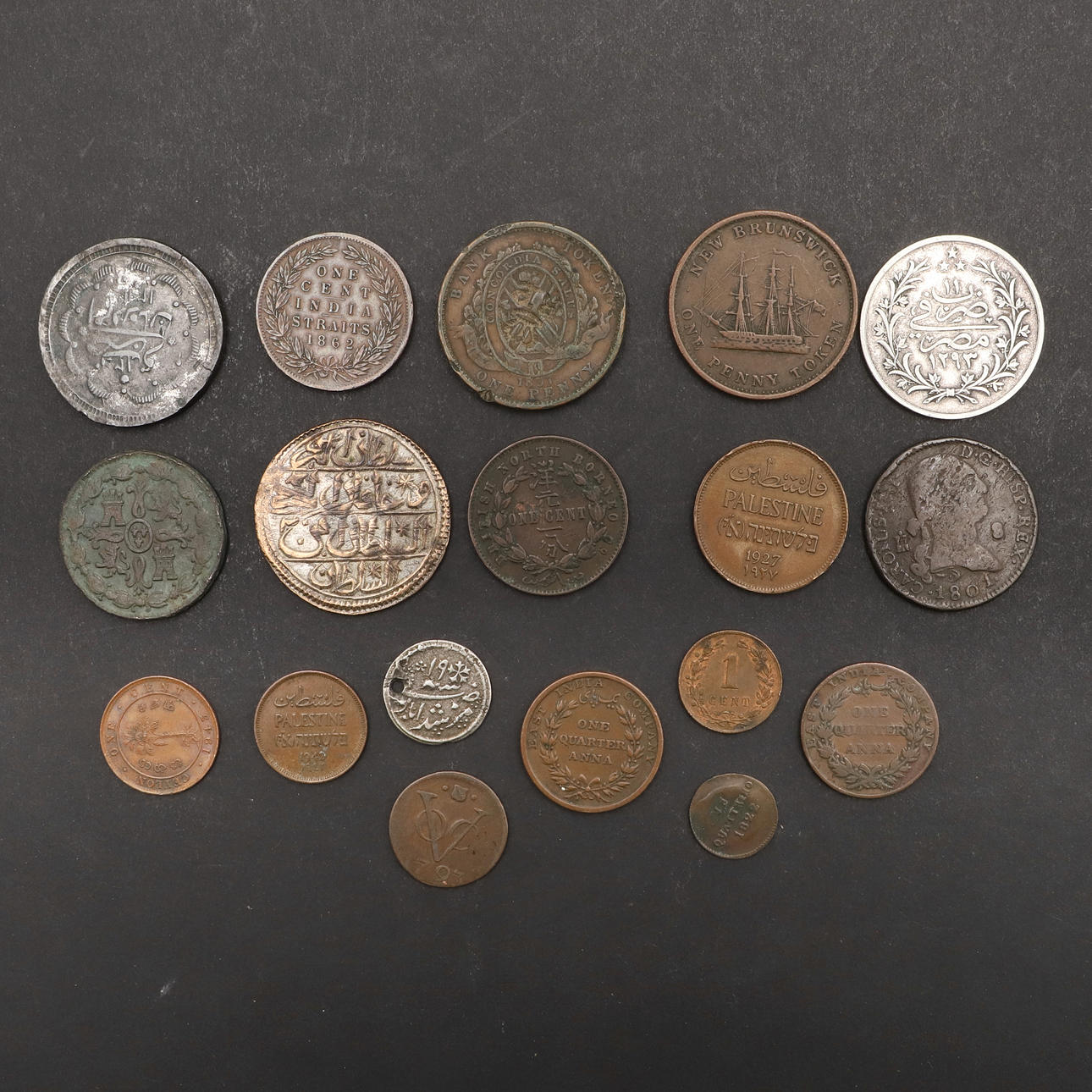 A MIXED COLLECTION OF WORLD COINS TO INCLUDING SILVER. Coins, Medals ...