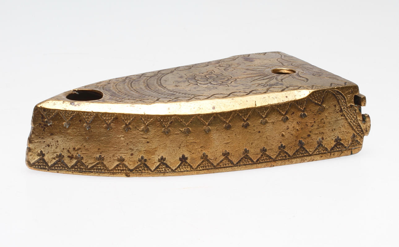 LODSTRYKJÄRN, mässing, 1700-tal.