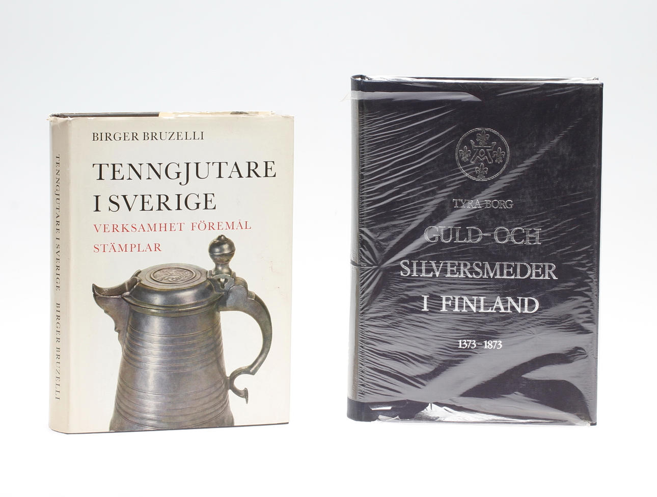 BÖCKER, 2 st, tenngjutare och guld-och silversmeder.