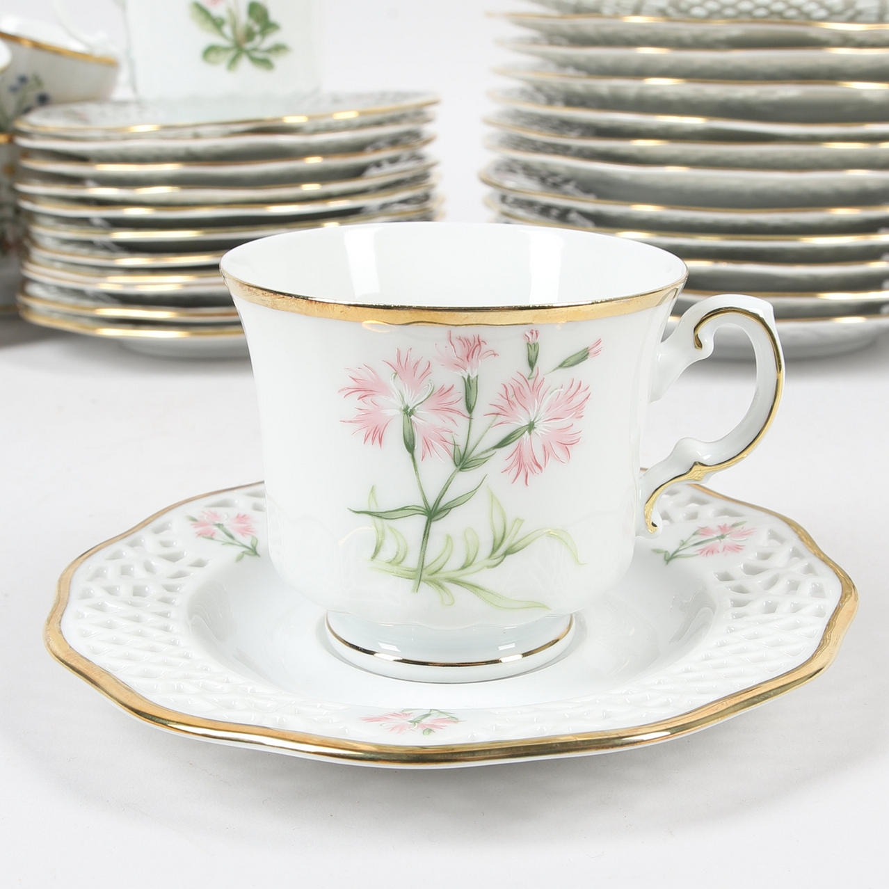 A 36-piece coffee set, “Somnium Solstitiale”, Svaneholm.