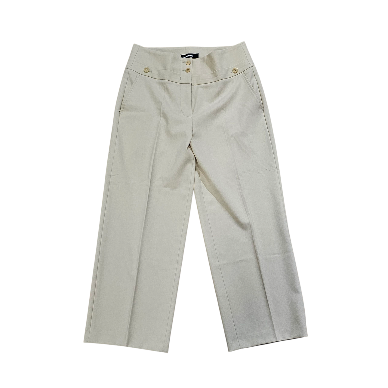 CHANGE. Beige pants in cold wool.