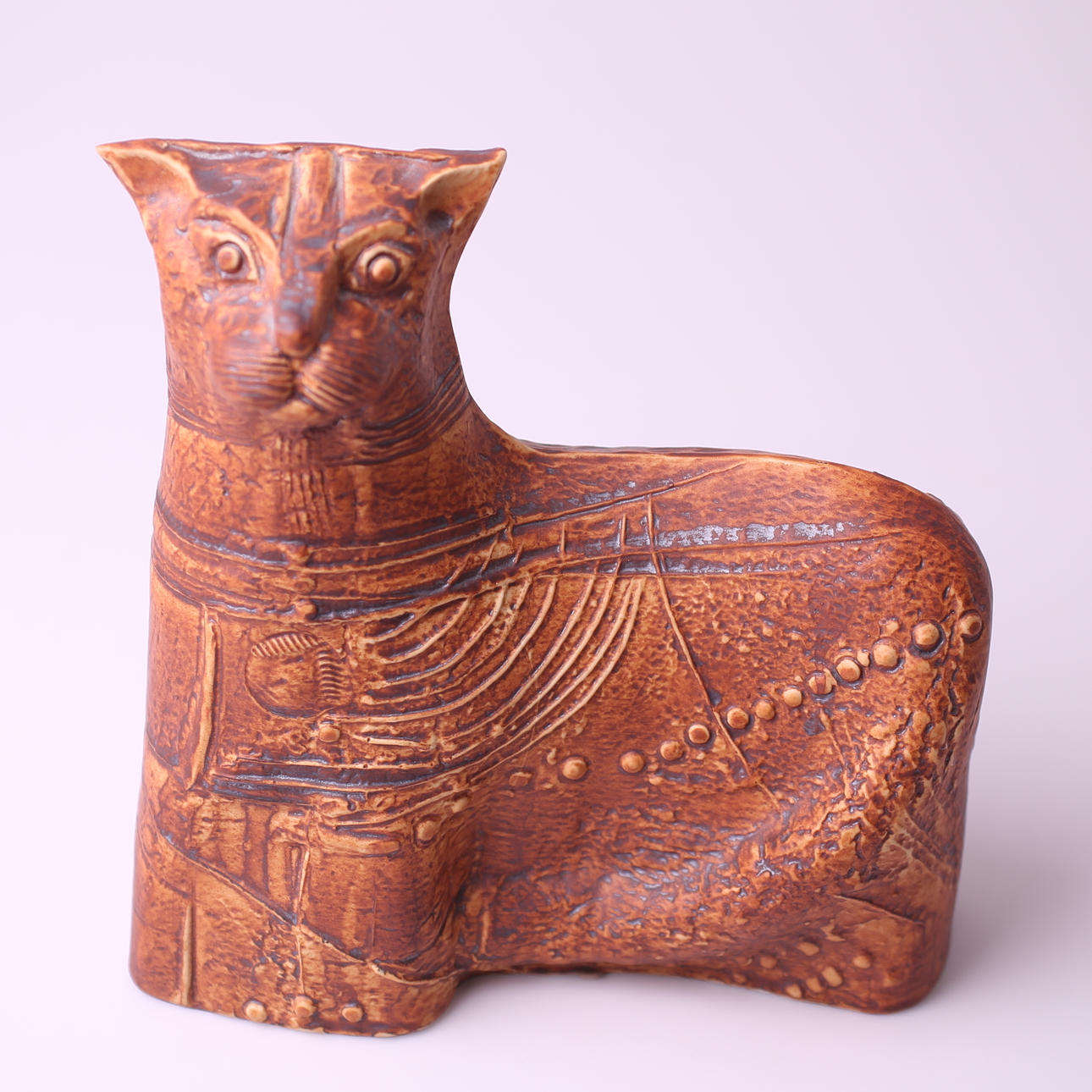 BERTIL VALLIEN. FIGURIN, stengods, ur "Terra"-serien, sign B.Vallien - Rörstrand, sent 1900-tal.