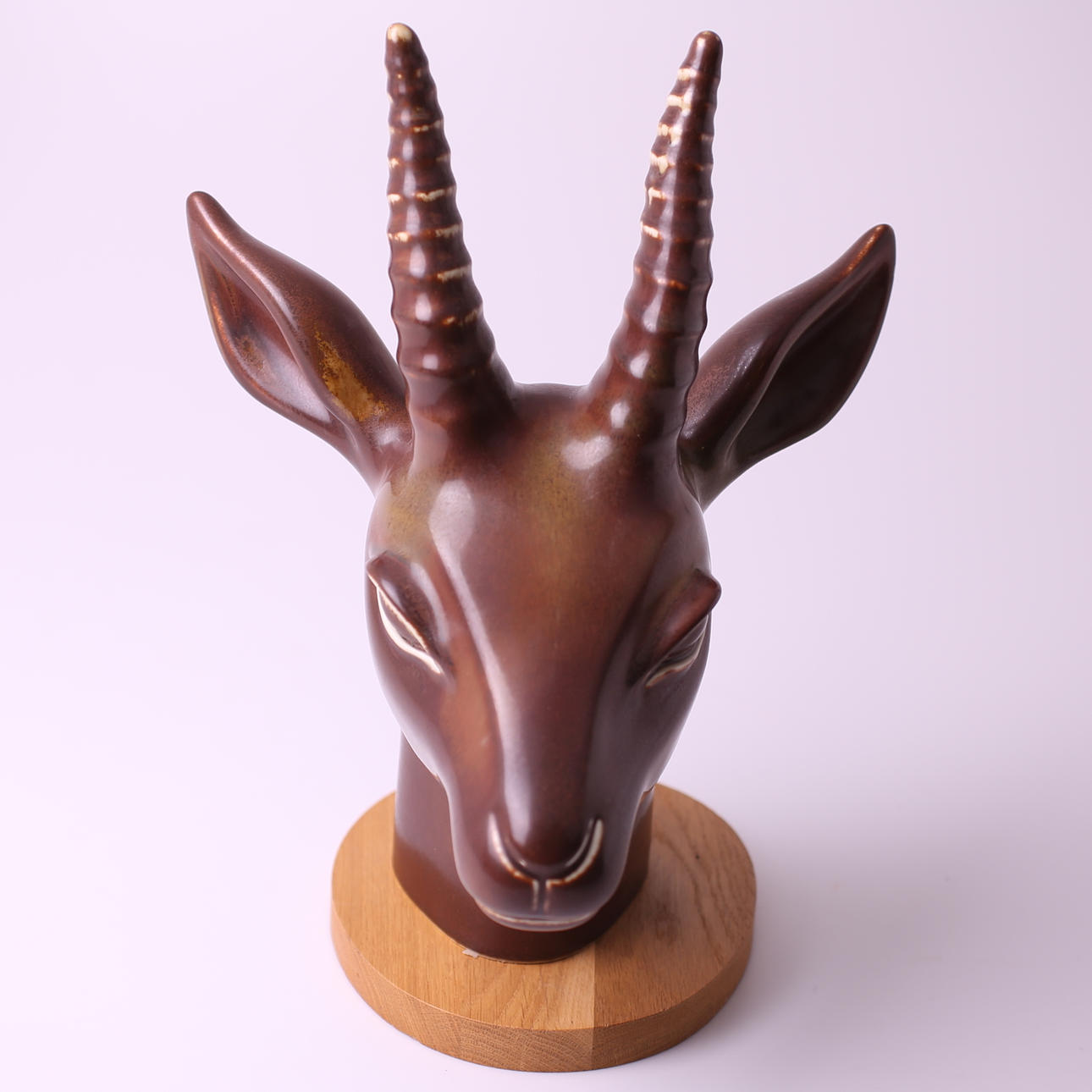 GUNNAR NYLUND. STATYETT - RÅBOCK, keramik, signerad GN -87 - Rörstrand, 1987.