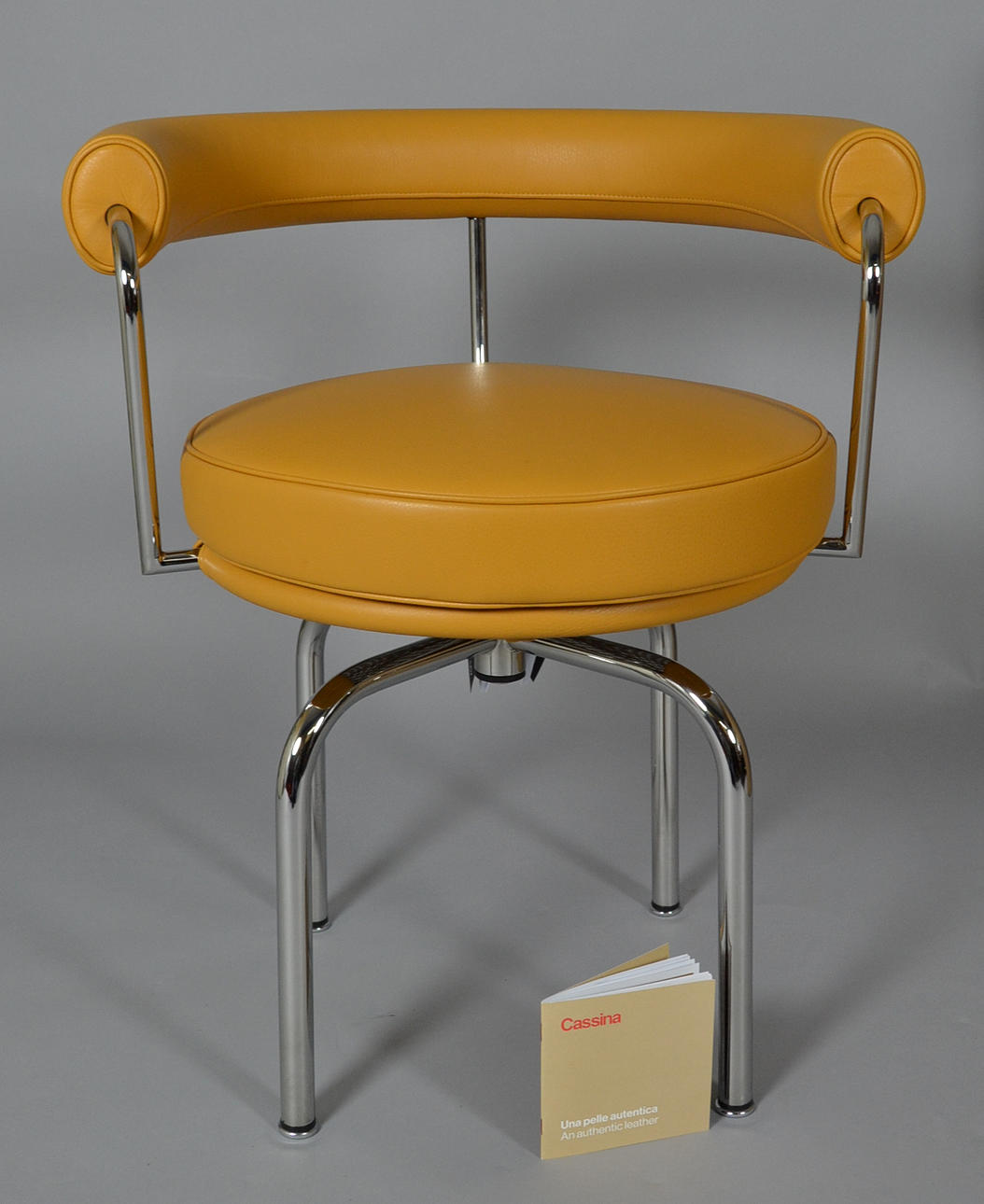 LE CORBUSIER. LC7 DREJESTOL.