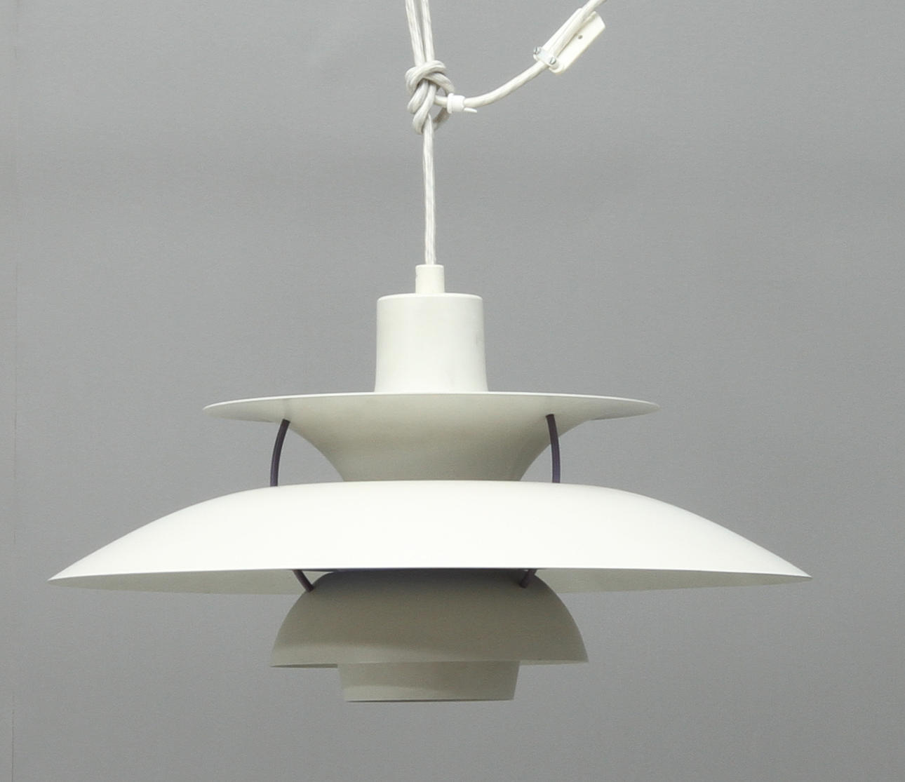 TAKLAMPA, "PH-lampa", Poul Henningsen, Louis Poulsen, Danmark.