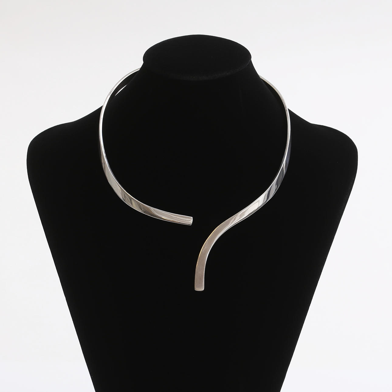 NECKLACE, GHA, silver, 69 grams.