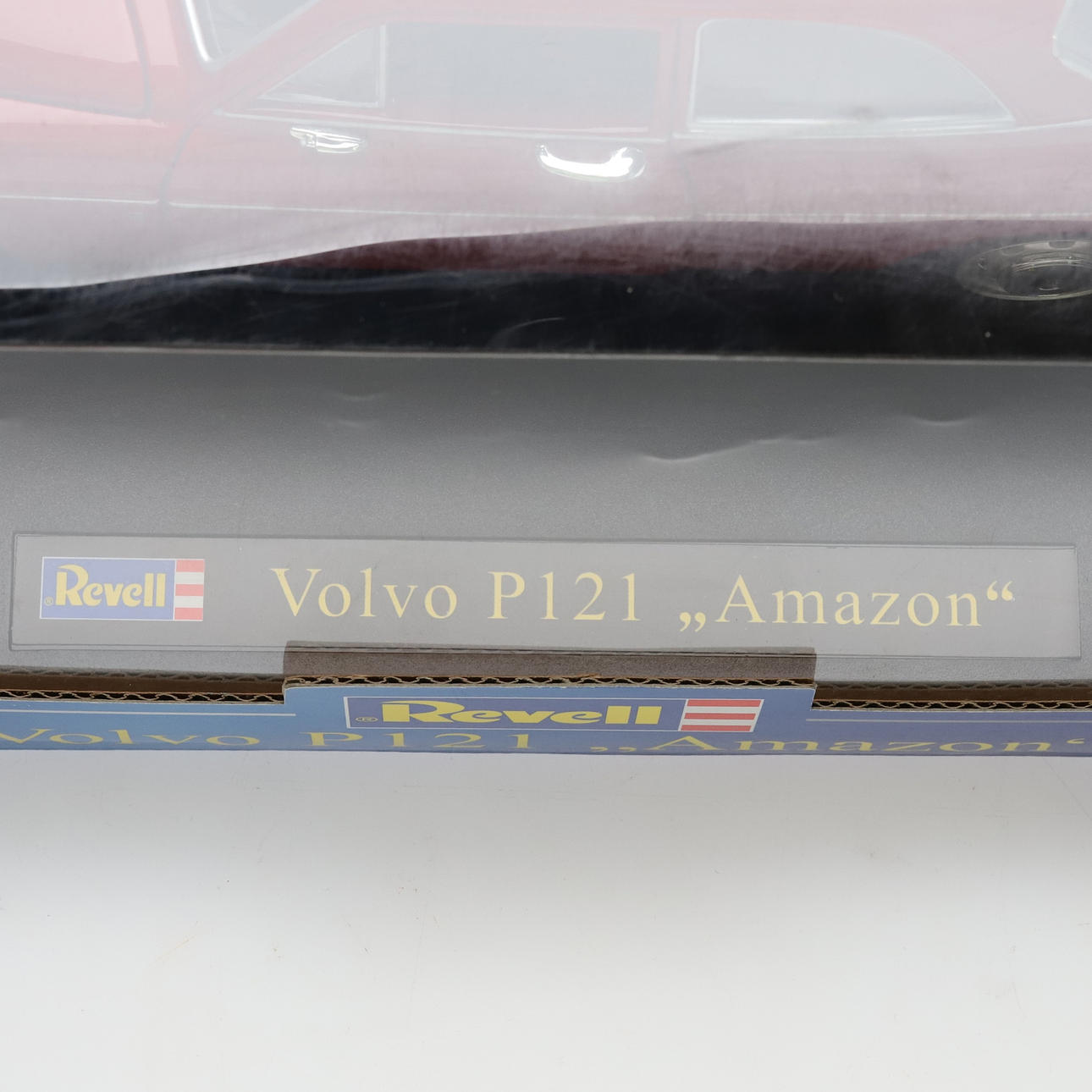 MODEL CAR, Volvo P121 Amazon, Revell, 1:18 scale. Toys - Model