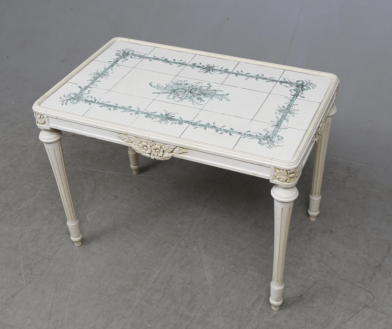 TEBORD, gustaviansk stil, Tor Carlsson, Upsala Ekeby, 1900-tal.