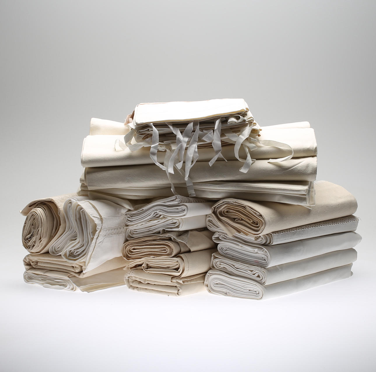 ÖVERLAKAN OCH ÖRNGOTT, 31 st(23+8), bomull och lin, 1900-tal.