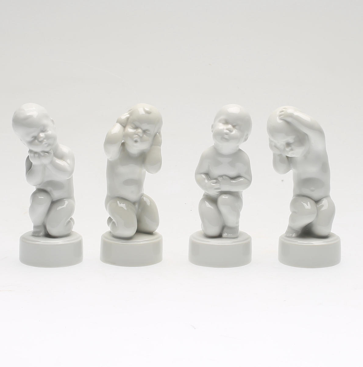 FIGURINER, 4 stycken, porslin, "De fyra pinorna", Bing & Gröndahl.