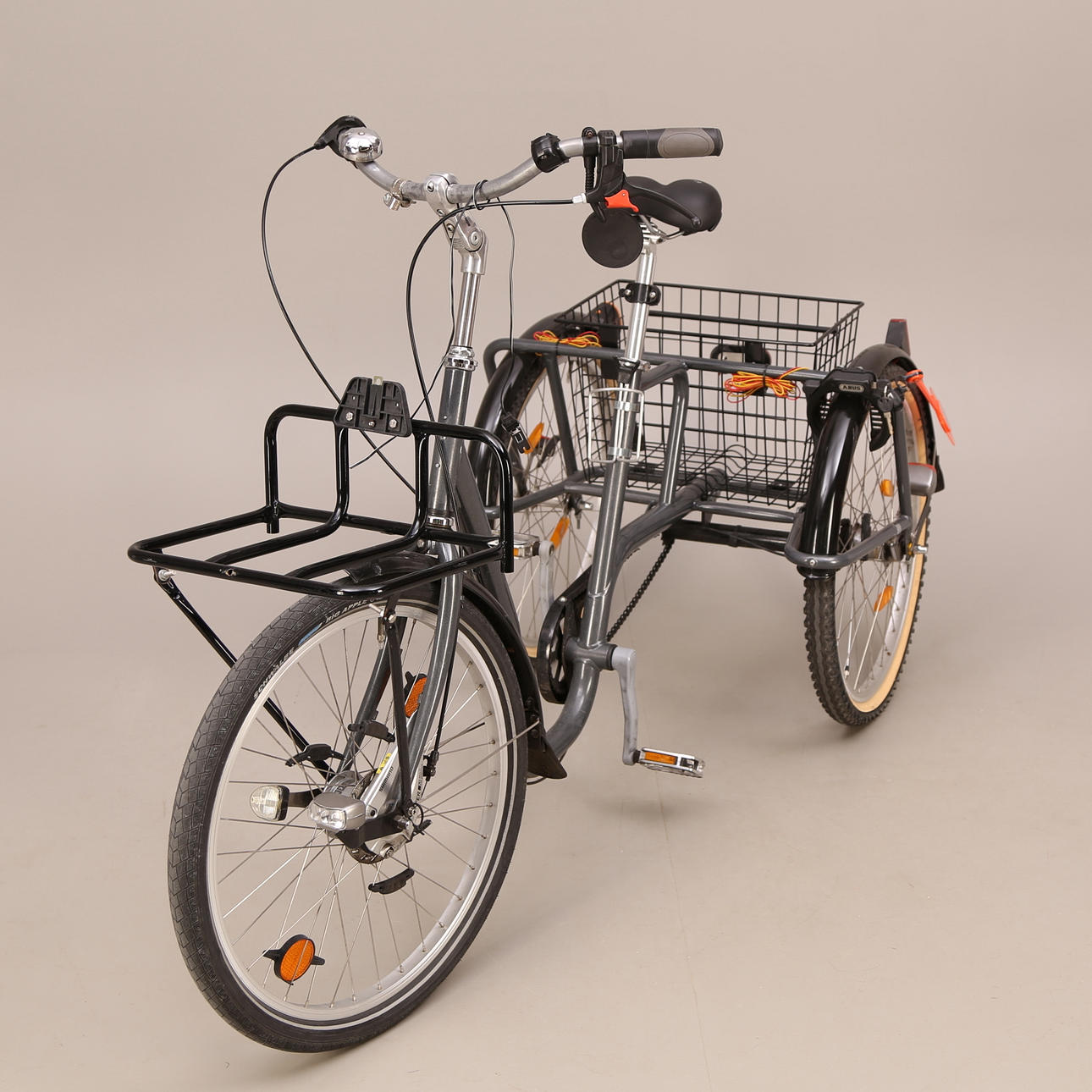 TREHJULIG CYKEL, Ergotec, treväxlad, låg ingång.