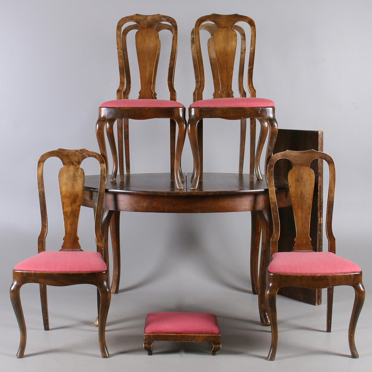 MATSALSMÖBEL, 11 delar, senbarockstil, 1800/1900-tal.