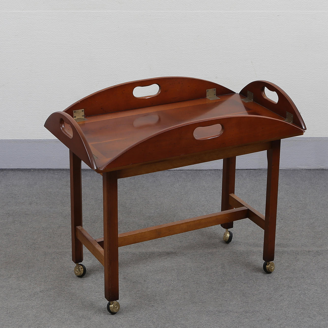 CAPTAIN'S TABLE, SOLID MAHOGANY, 20TH CENTURY.
