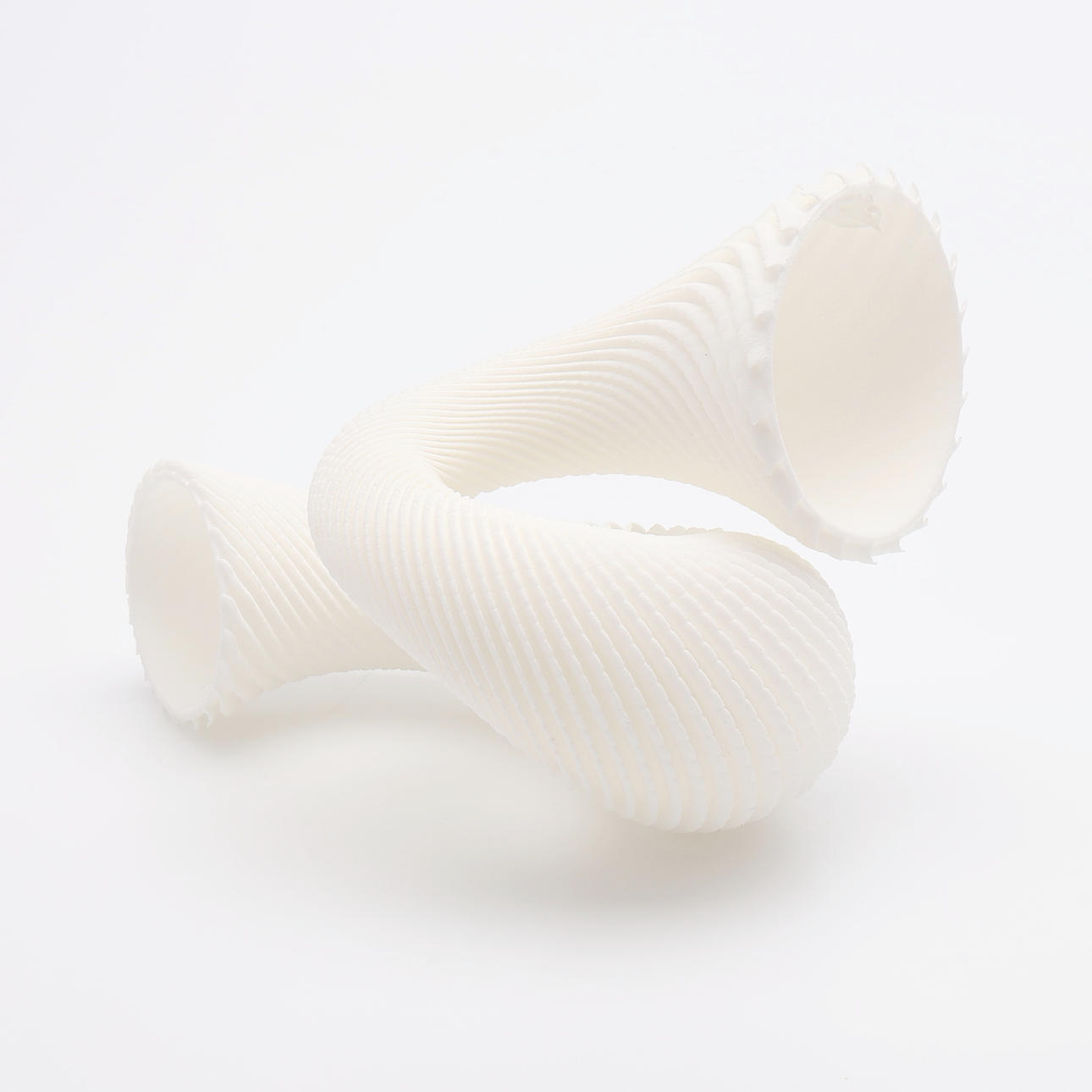 EVA HILD. SCULPTURE, “DARING 1", 3D PRINT.