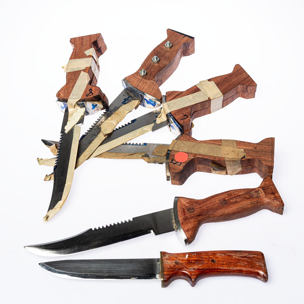 KNIVES, 6 pcs with wooden handle. Weapons & Militaria - Edged weapons ...
