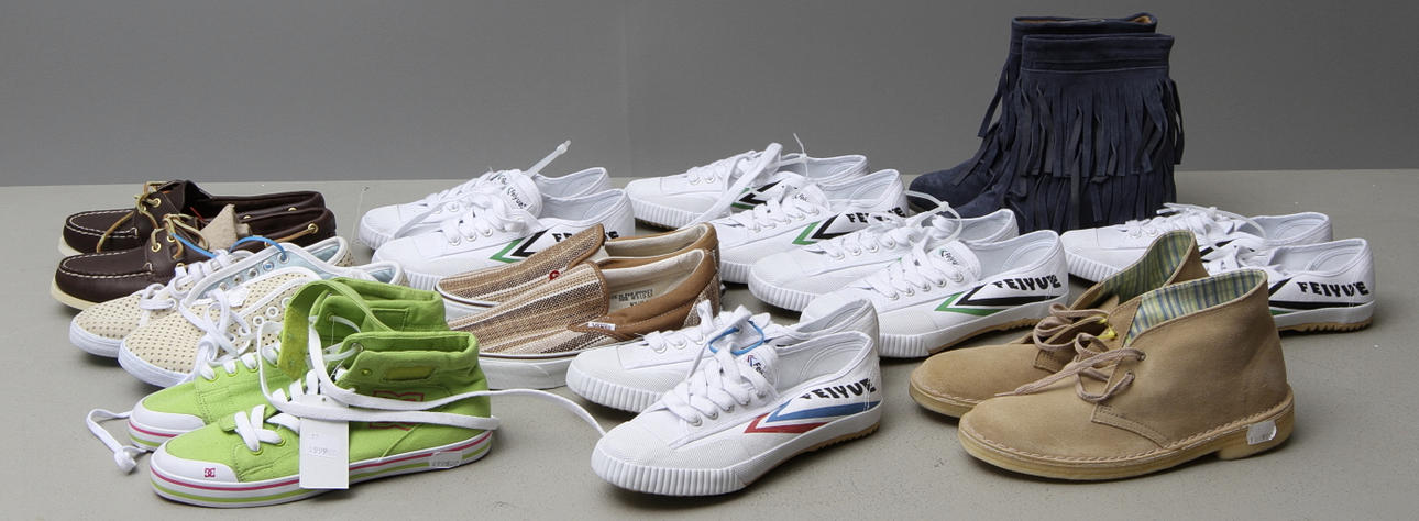 SKOR, 11 par, nya, storlek 37-38, konkurs efter first aid.