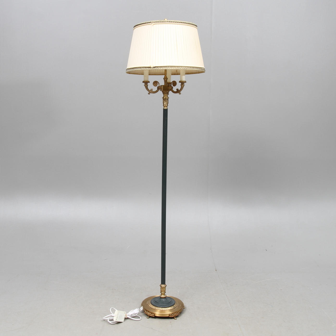 GOLVLAMPA, metall, märkt EB Made in Sweden, 1900-tal.