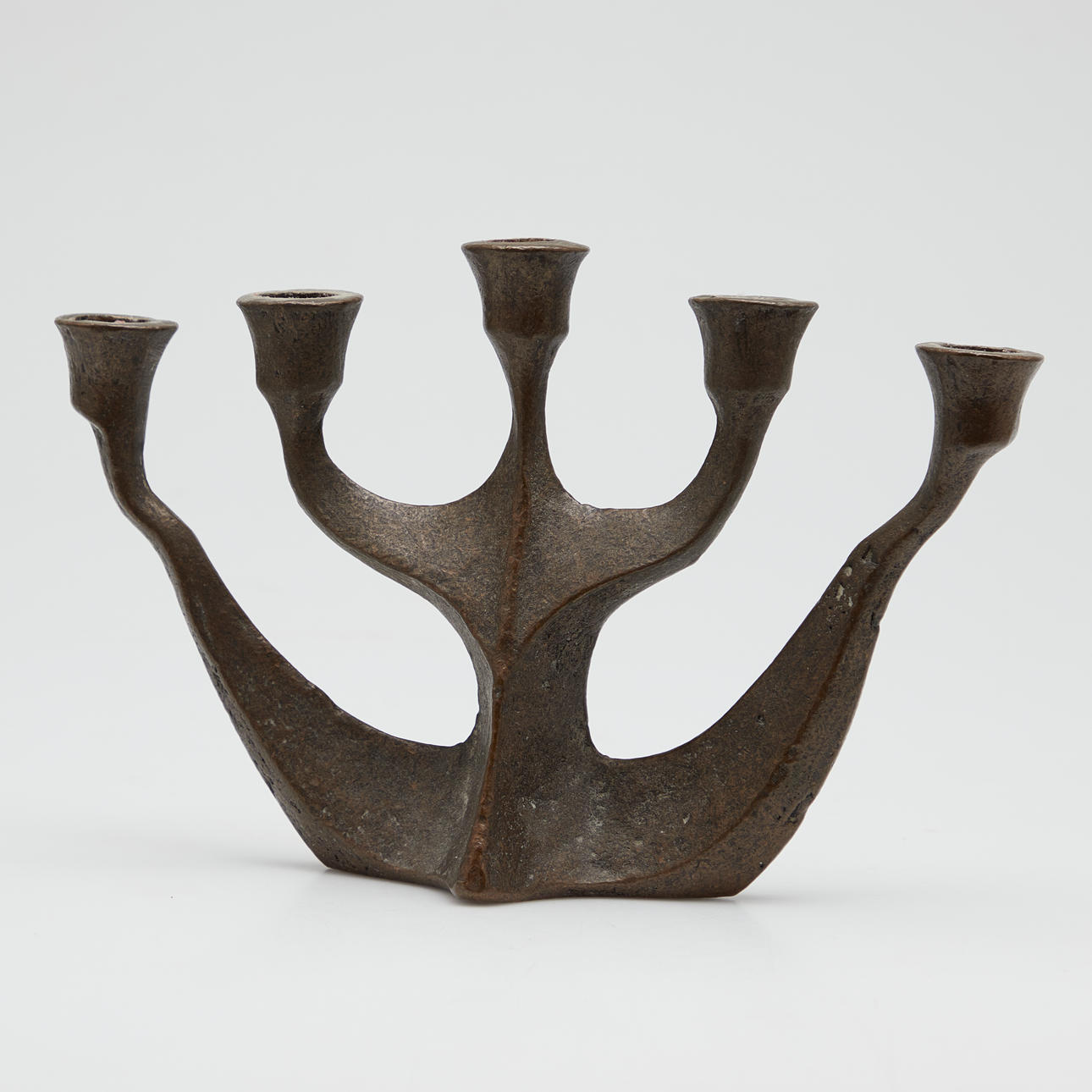 MICHAEL HAEL HARJES. Brutalist candlestick, 5 lamps, brass.