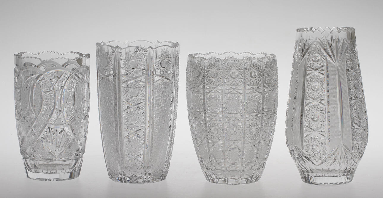 VASER 4 st, böhmiskt glas, 19/2000-tal.