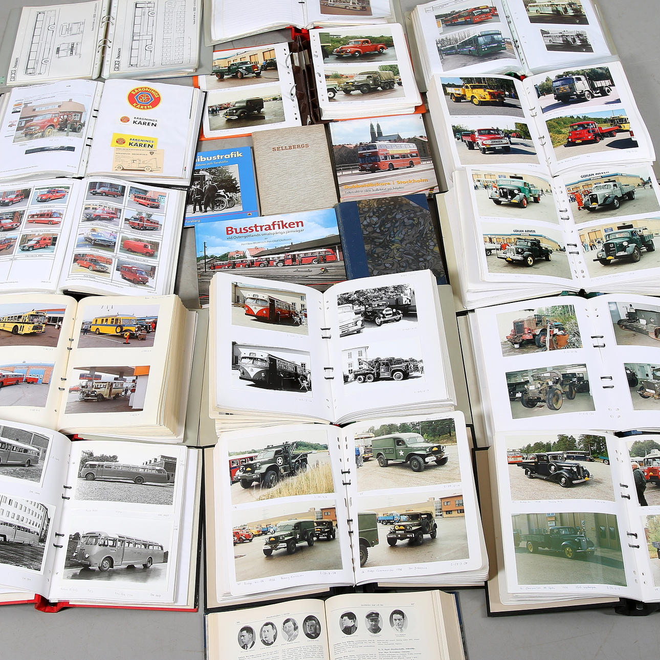 FOTON på VETERANFORDON, MILITÄRFORDON och LINJE/OMNIBUSSAR, BÖCKER, 1900-talet slut.