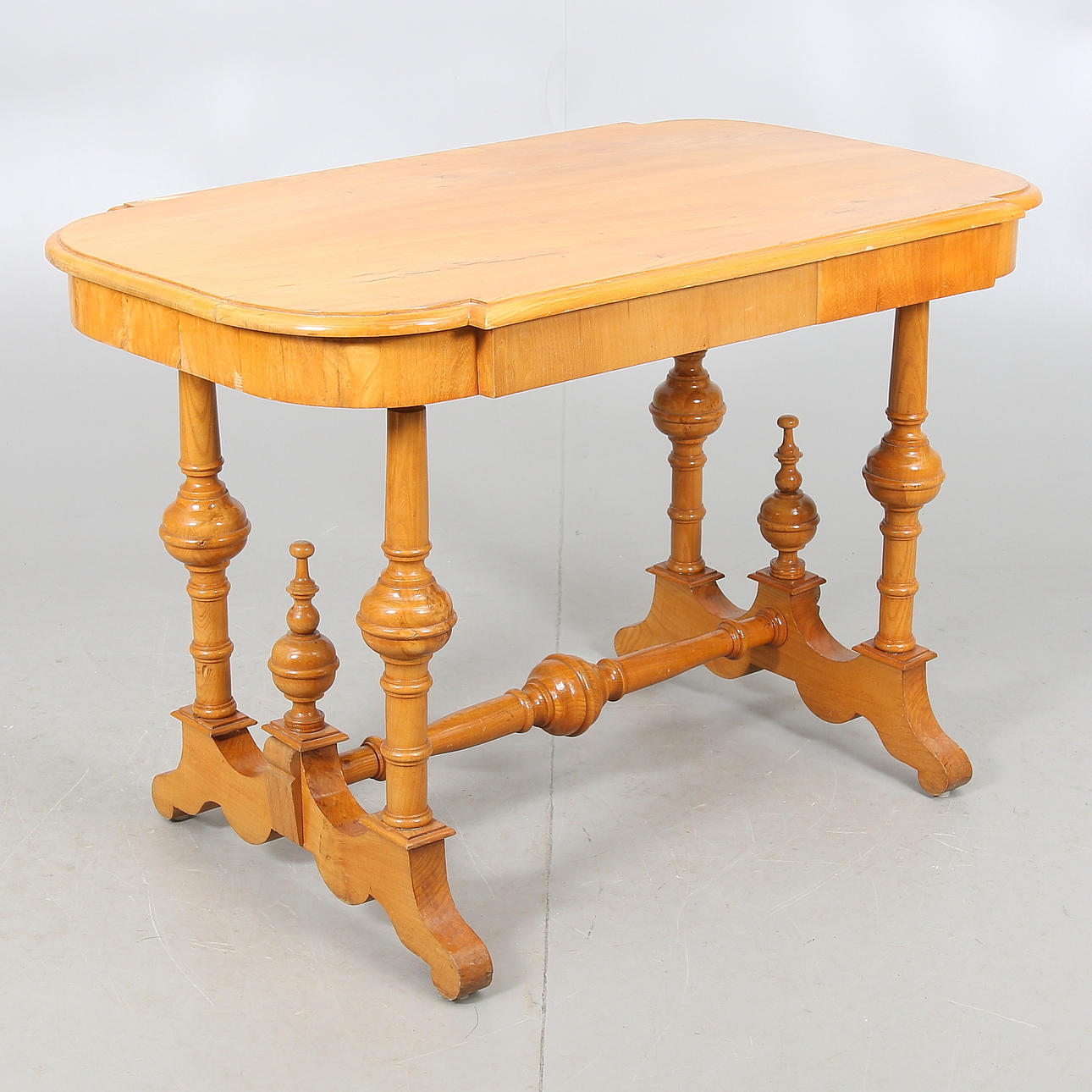 BORD, senempire, fanérad alm, 1800-tal.