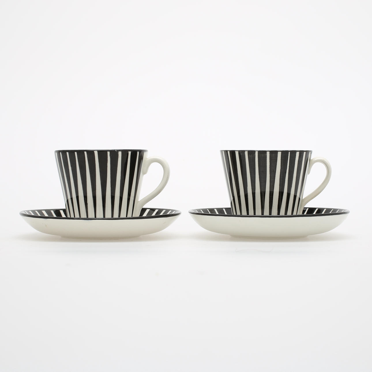 EUGEN TROST. "Zebra", kaffekoppar med fat, 4 delar, Gefle.