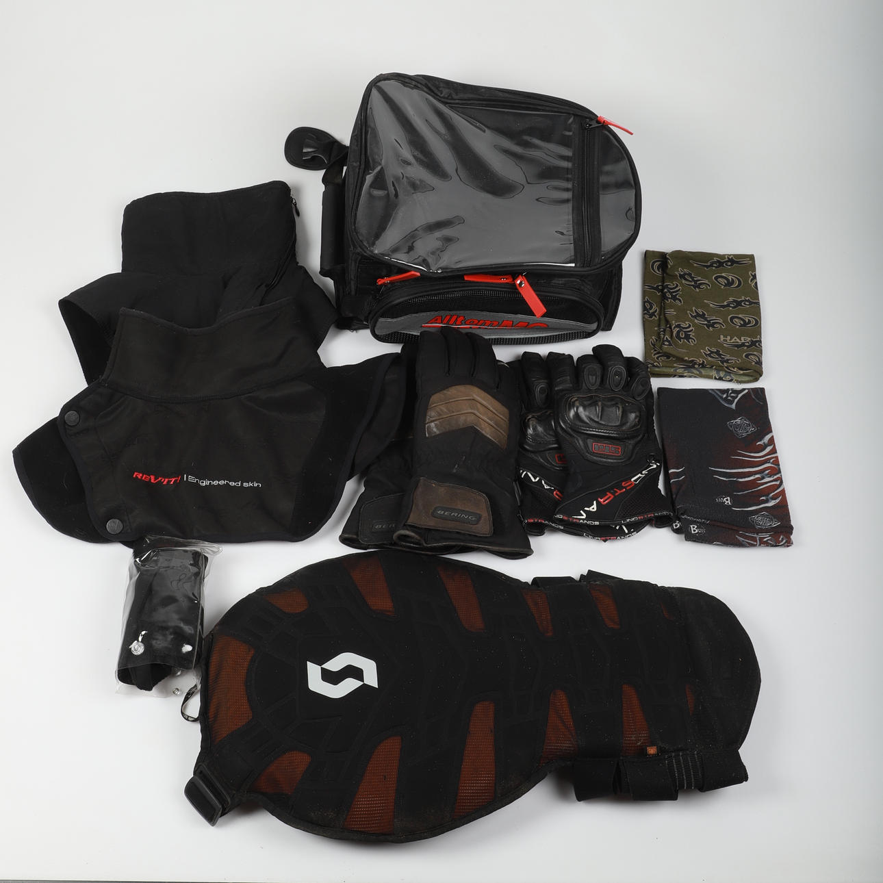 SELKÄSUOJA, LIIVIKÄSINEET JNE.