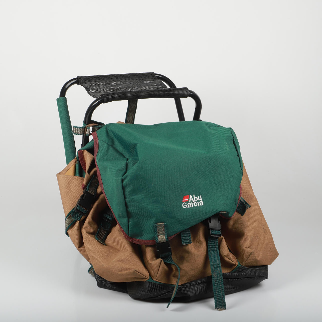 BACKPACK WITH PALLET, ABU GARCIA. Collectables - Fishing equipment -  Auctionet