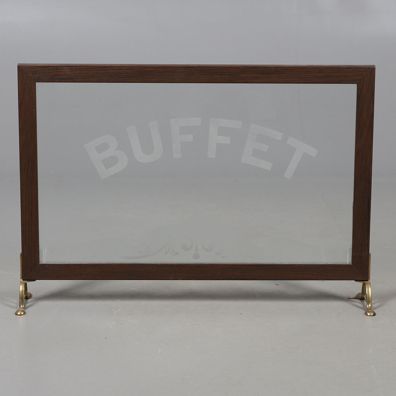 A 1950S "BUFFET" GLASS SCREEN.