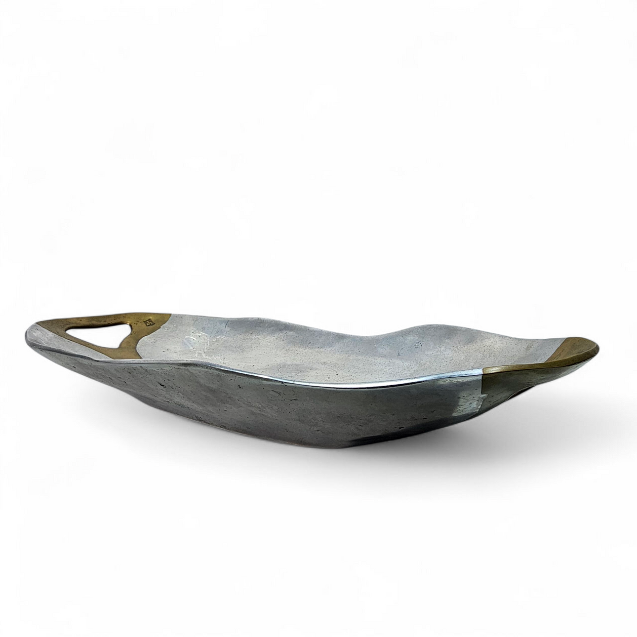 DAVID MARSHALL. Large oval center with a two-tone bronze design