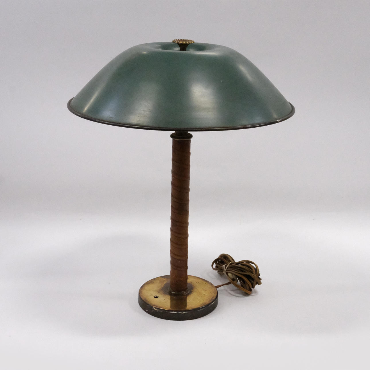 TABLE LAMP, 1940S/50S.