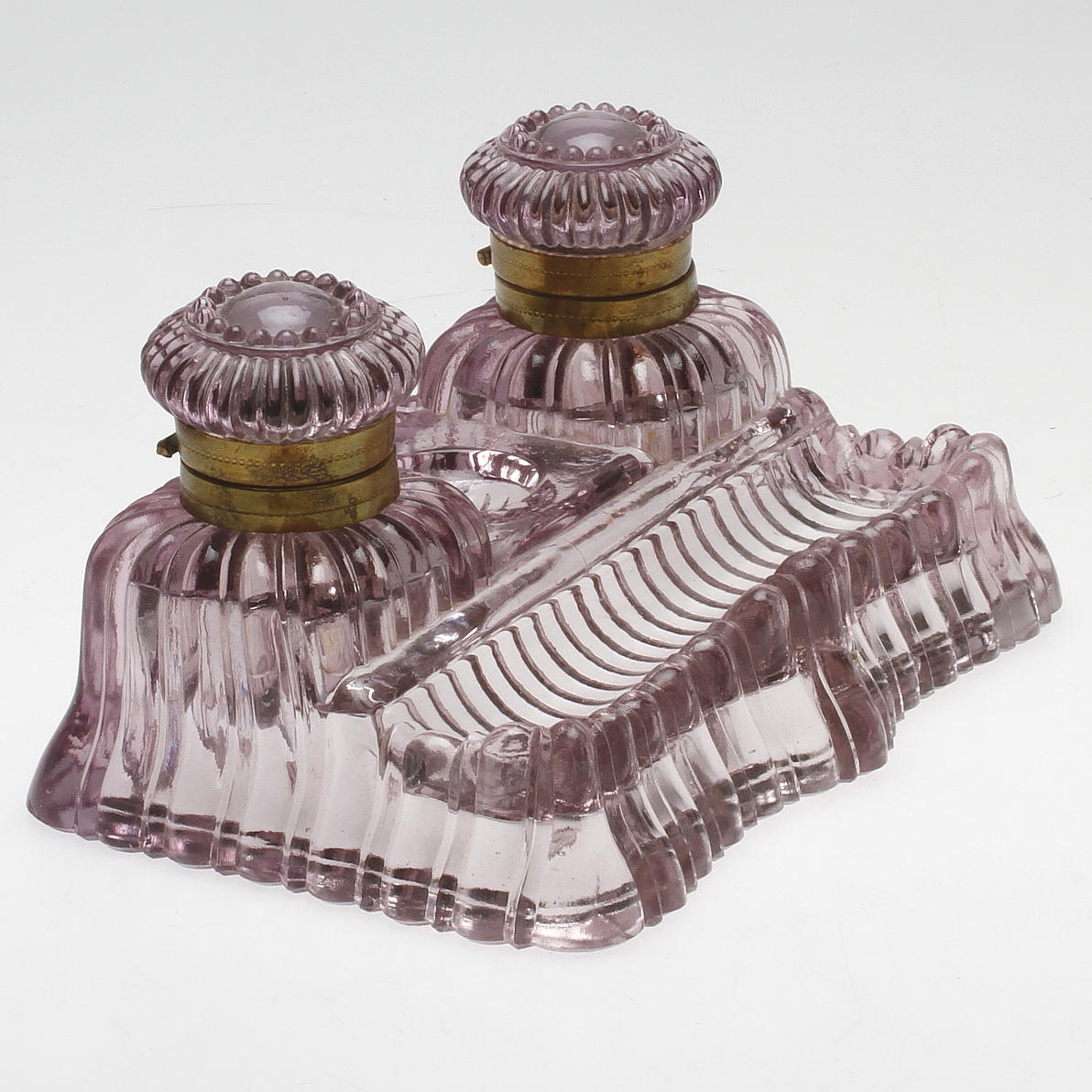 BLÄCKHORN, lila glas, senempire, 1800-tal.