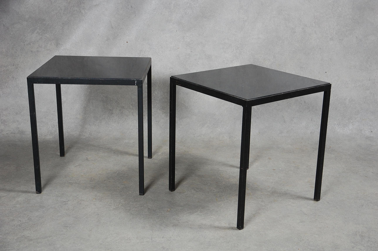 BORD 1 par järn, diabas 1900-talets andra hälft.