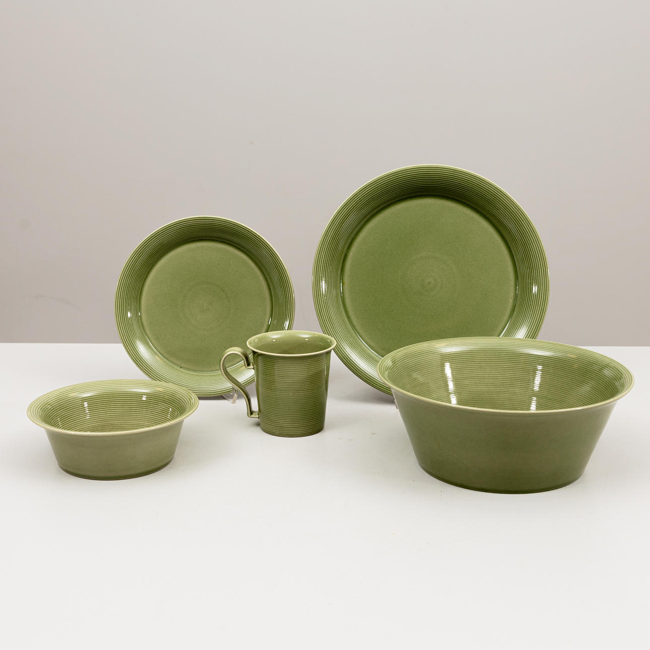 SIGNE PERSSON-MELIN. A set of 23 pieces, “Signum”, stoneware, Boda