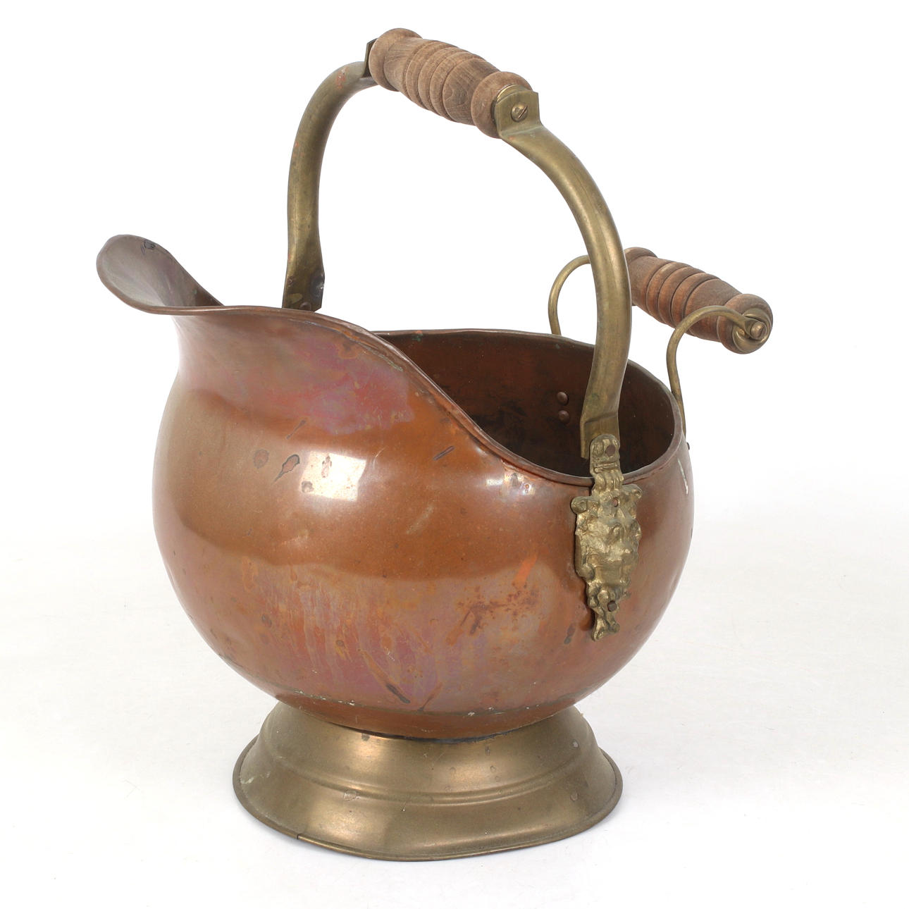 A copper charcoal collector, 20th century.