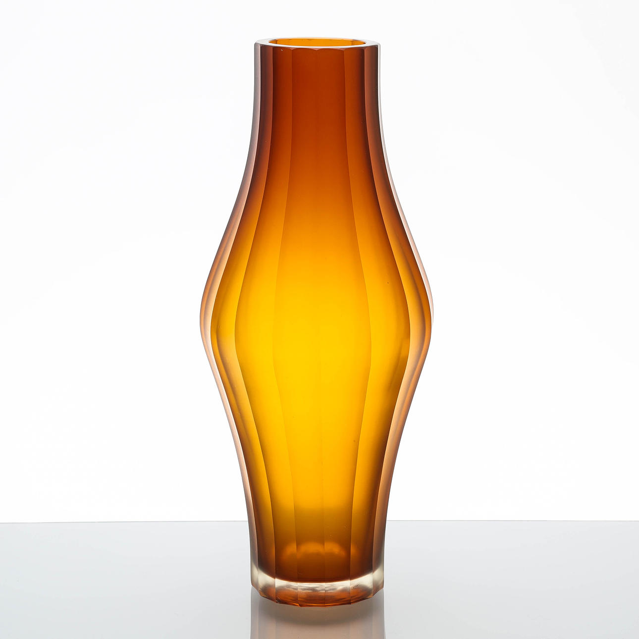 A vase, amber glass, 16-square.