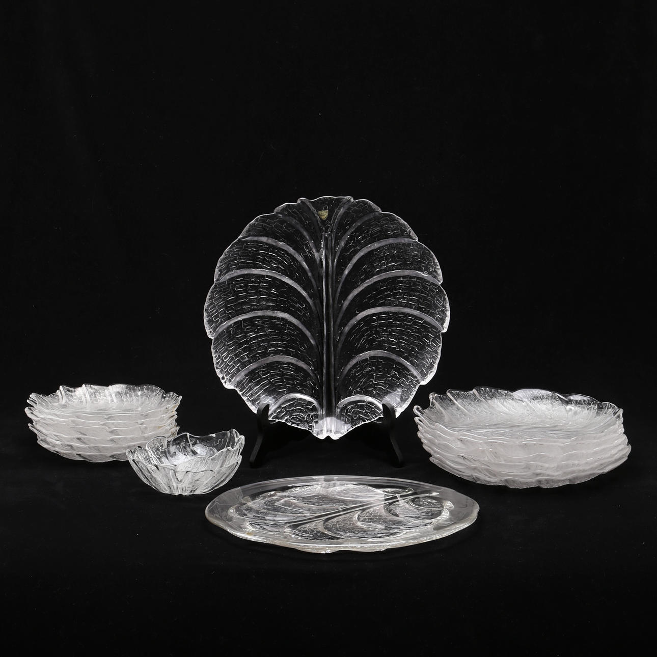 GLASSERVISDELAR 16 st "Eden" Lars Hellsten för Orrefors.