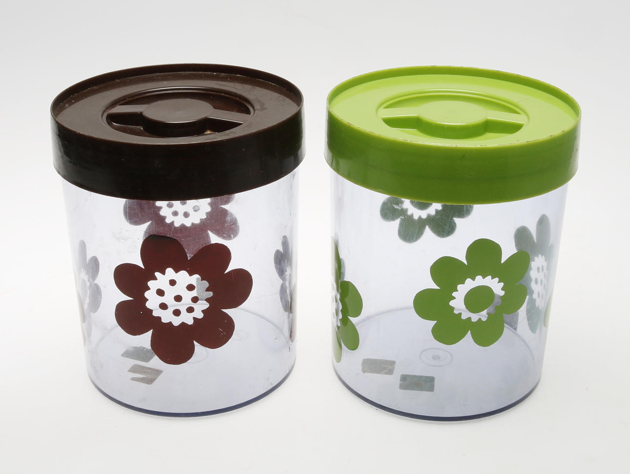 BURKAR, 2 st, plast, "Bella", Nilsjohan, 1900-talets mitt.