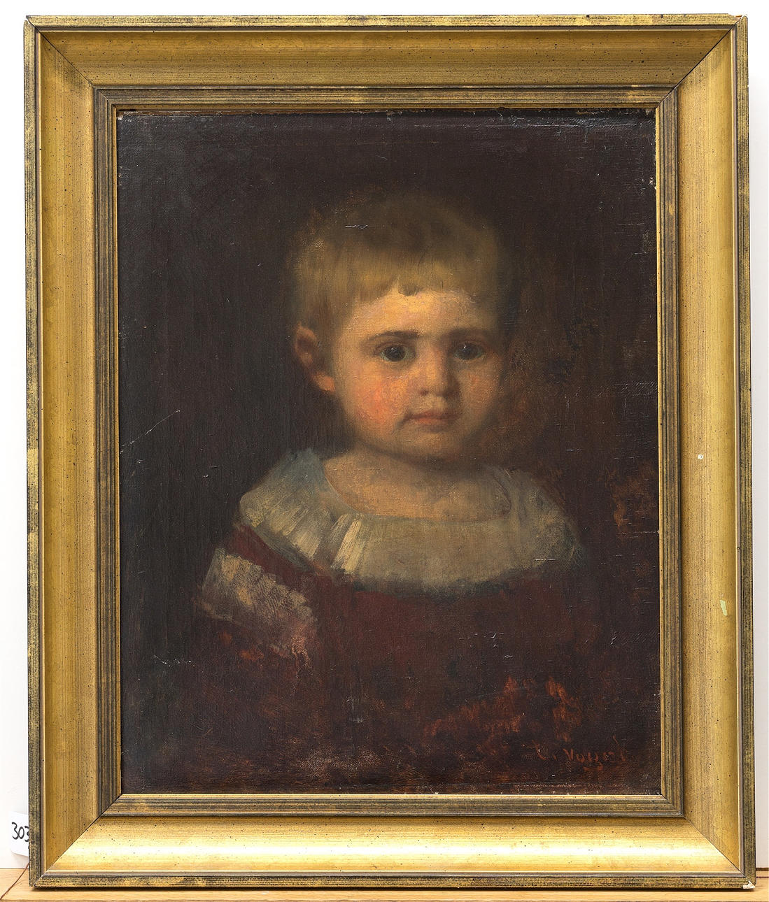 L. VOGEL (DT. KÜNSTLER, TÄTIG UM 1900). Porträtt av en pojke i en röd sammet mantel med en vit spets krage. Olja på duk.